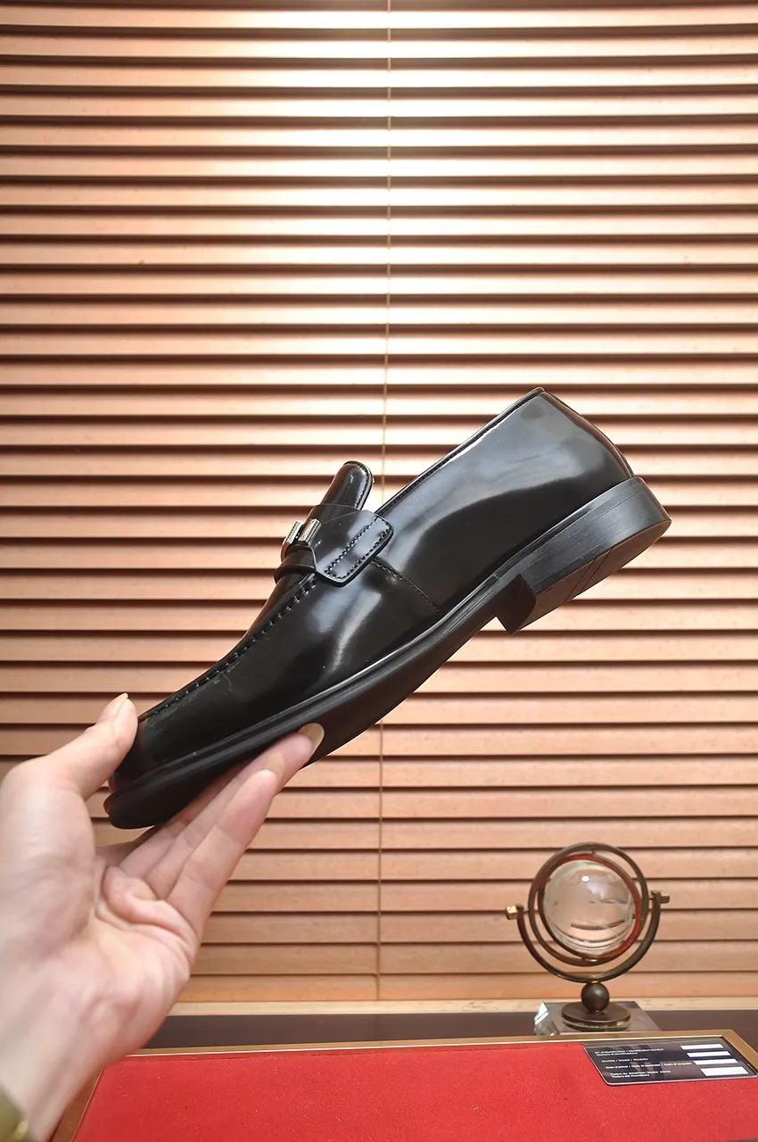 Men's shoes 💰620💶 [Ferragamo/Ferragamo] The latest model in the counter. Original imported open-sided high-quality cowhide hand-woven + imported 🐂 cowhide + original luxury metal buckle + original combination outsole. Comparative and stress-free 38--45 (45 custom-made)